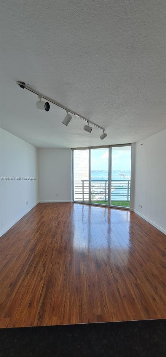 335 S Biscayne Blvd # 3610, Miami FL 33131 — 9