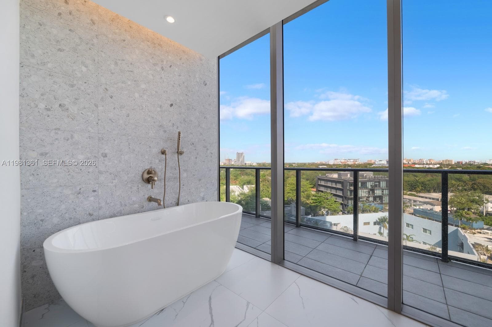 2678 Tigertail Ave # 802, Coconut Grove FL 33133 — 26