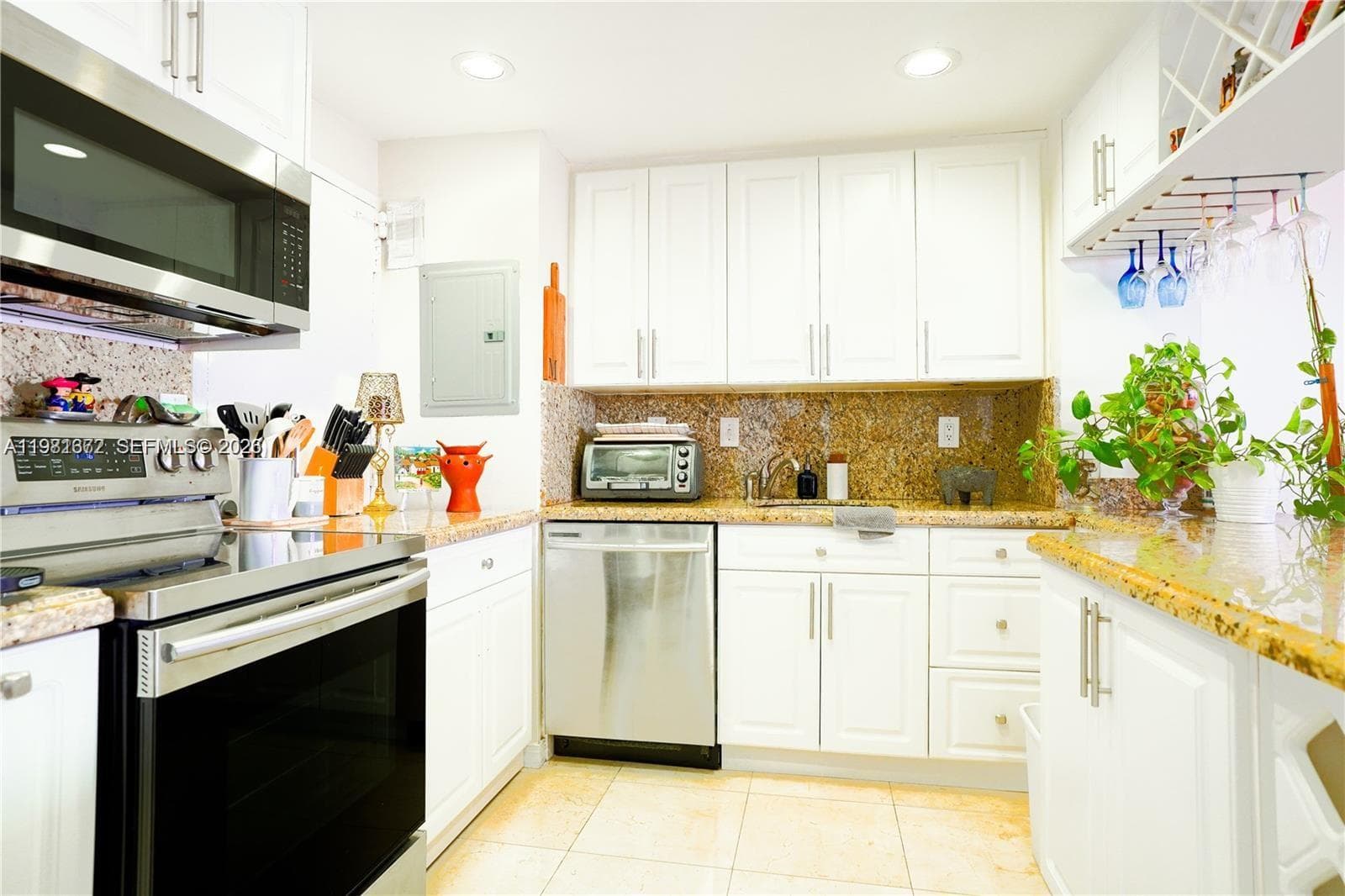 11111 Biscayne Blvd # 20E, Miami FL 33181 — 12