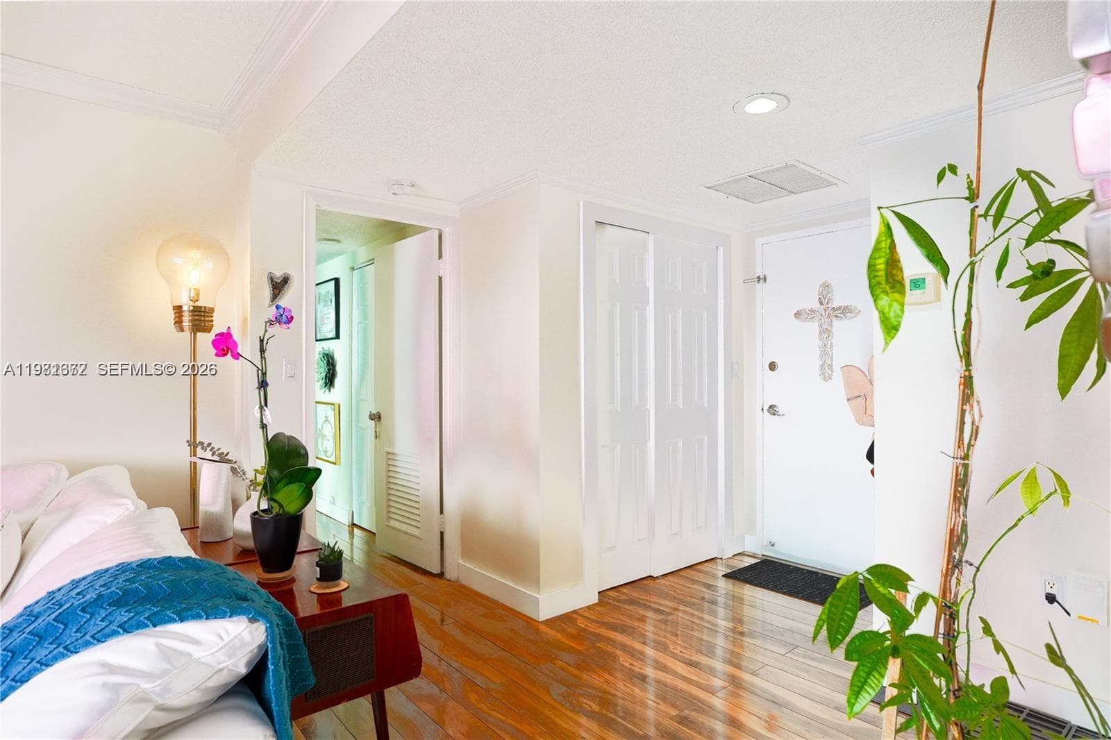 11111 Biscayne Blvd # 20E, Miami FL 33181 — 10