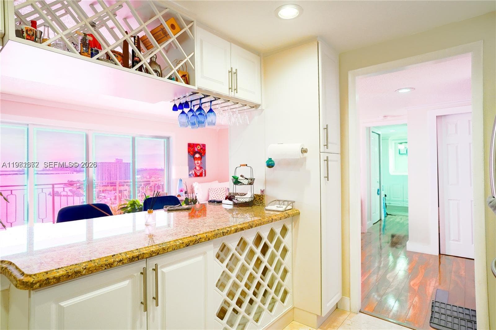 11111 Biscayne Blvd # 20E, Miami FL 33181 — 15