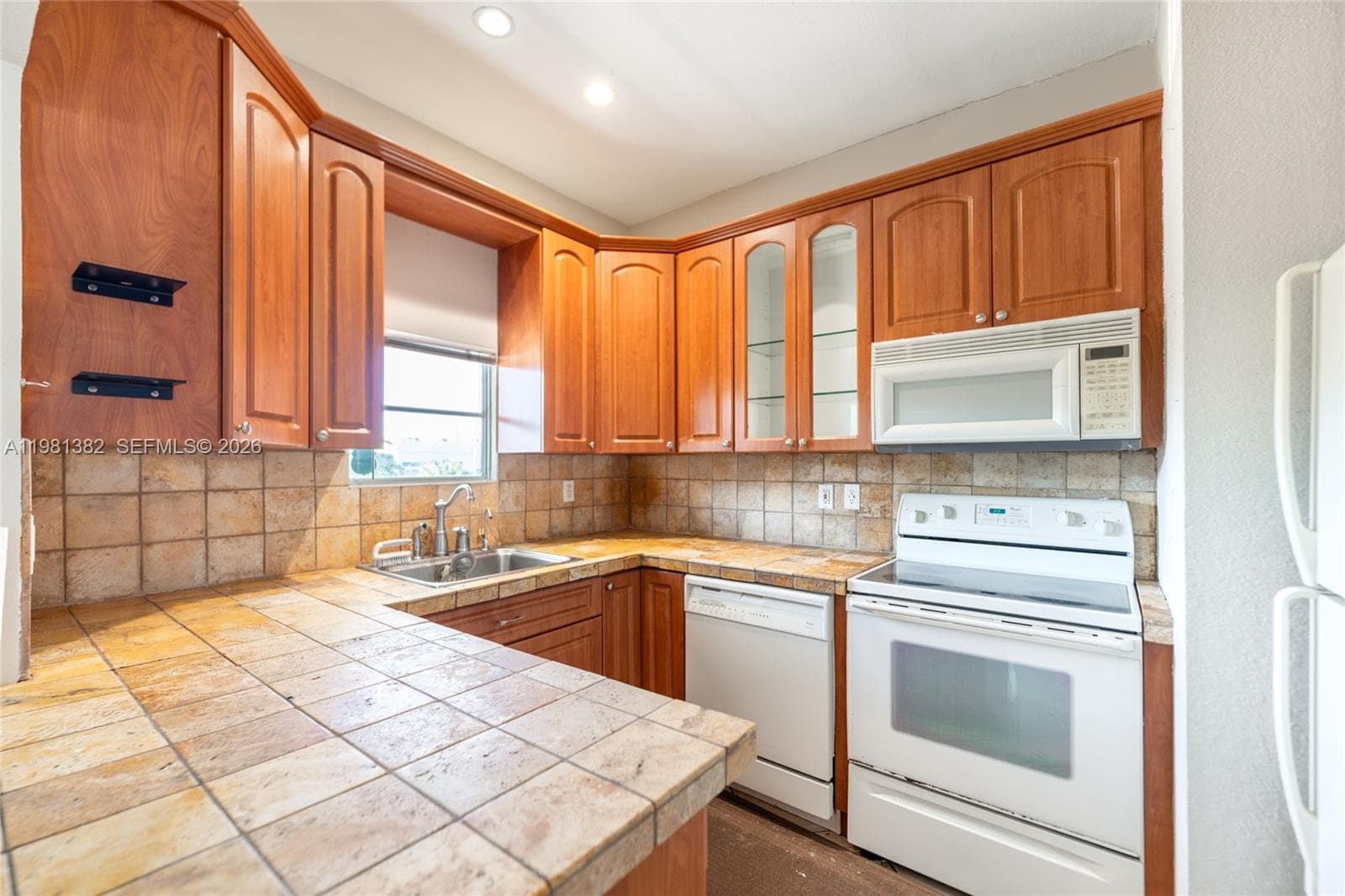 2225 NE 123rd St # 215, North Miami FL 33181 — 11