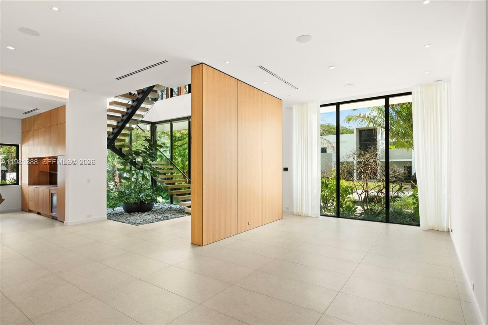 7700 SW 50th Ct, Miami FL 33143 — 12