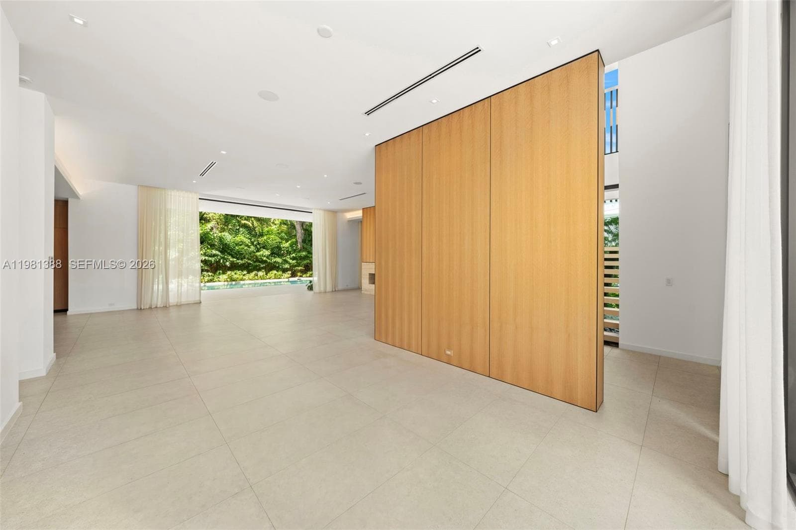 7700 SW 50th Ct, Miami FL 33143 — 14
