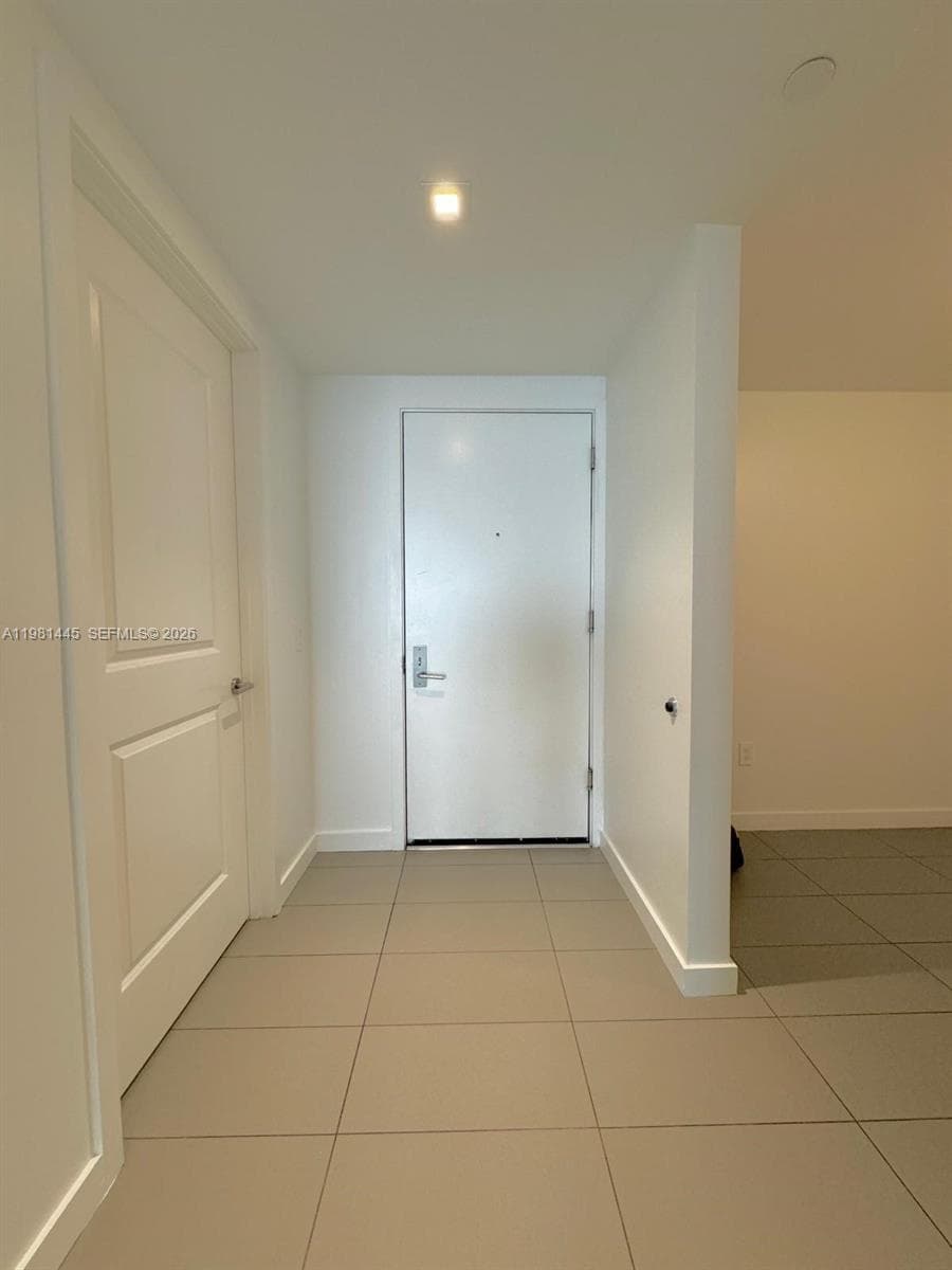 1600 NE 1st Ave # 3511, Miami FL 33132 — 5