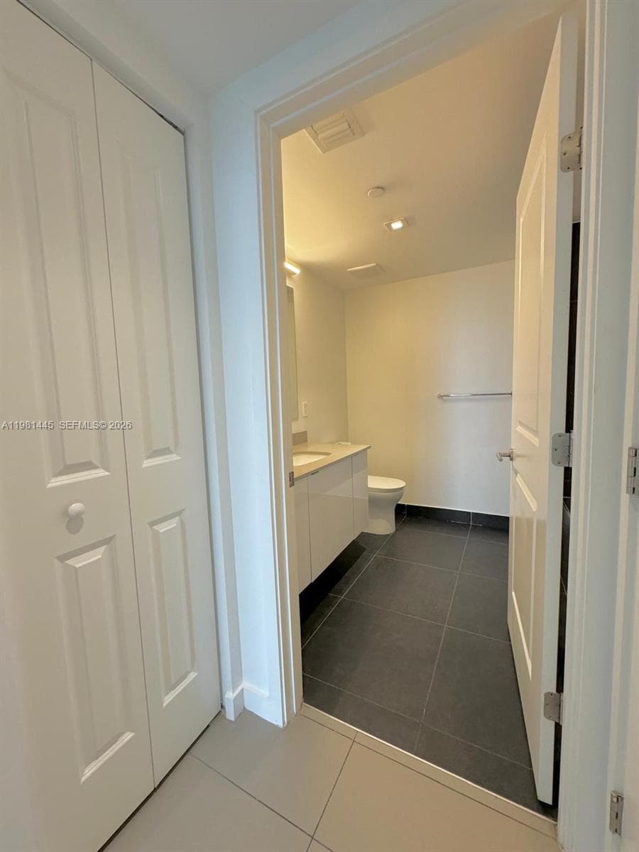1600 NE 1st Ave # 3511, Miami FL 33132 — 11