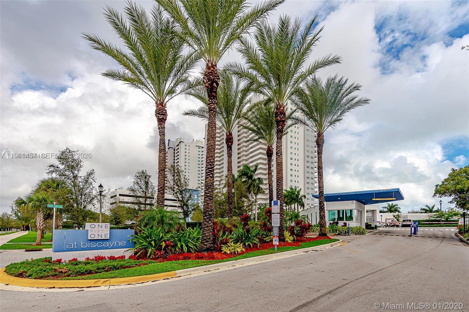 14951 Royal Oaks Ln # 709, North Miami FL 33181 — 27