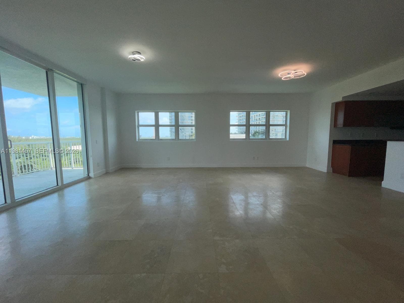 14951 Royal Oaks Ln # 709, North Miami FL 33181 — 2