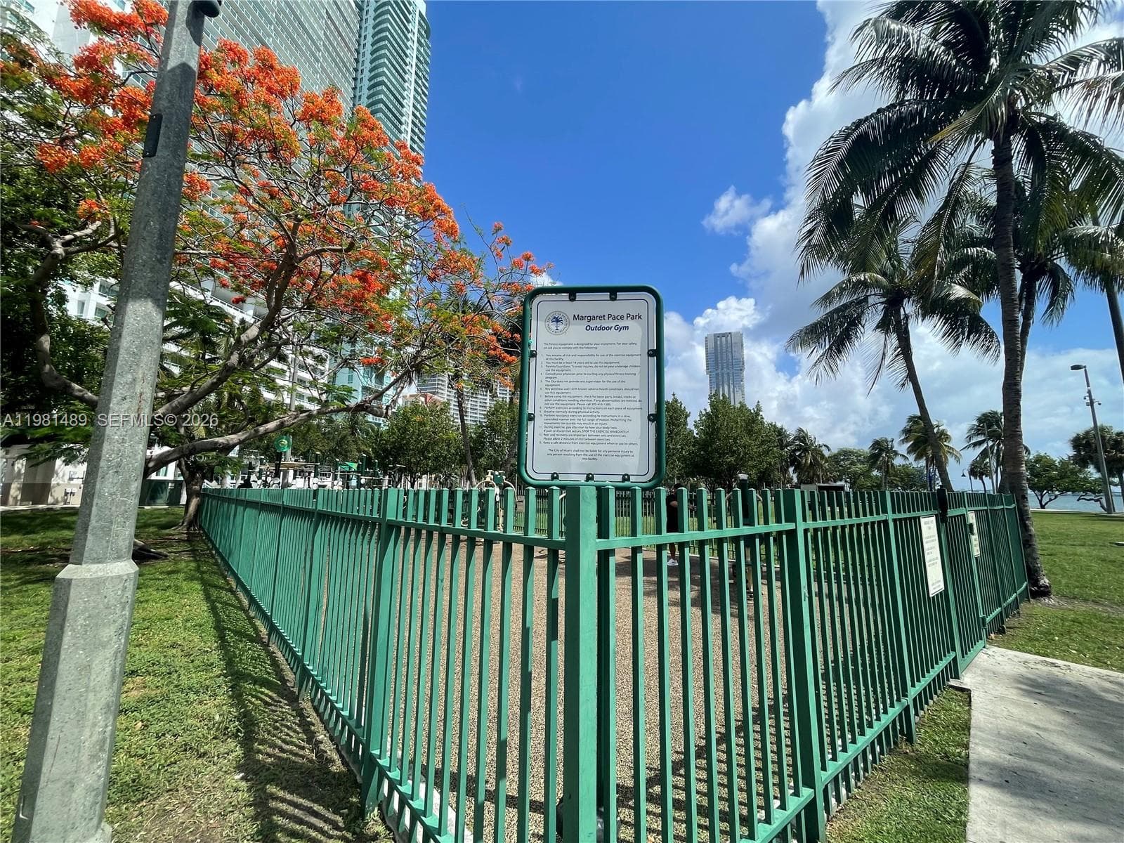 1750 N Bayshore Dr # 2814, Miami FL 33132 — 56