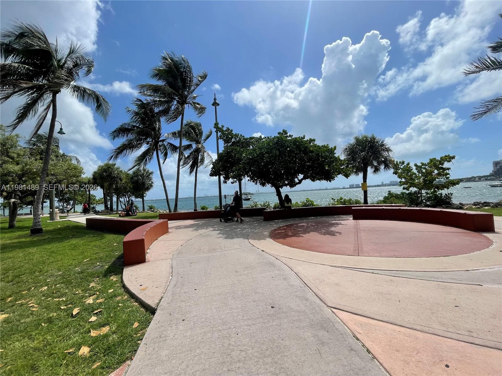 1750 N Bayshore Dr # 2814, Miami FL 33132 — 47