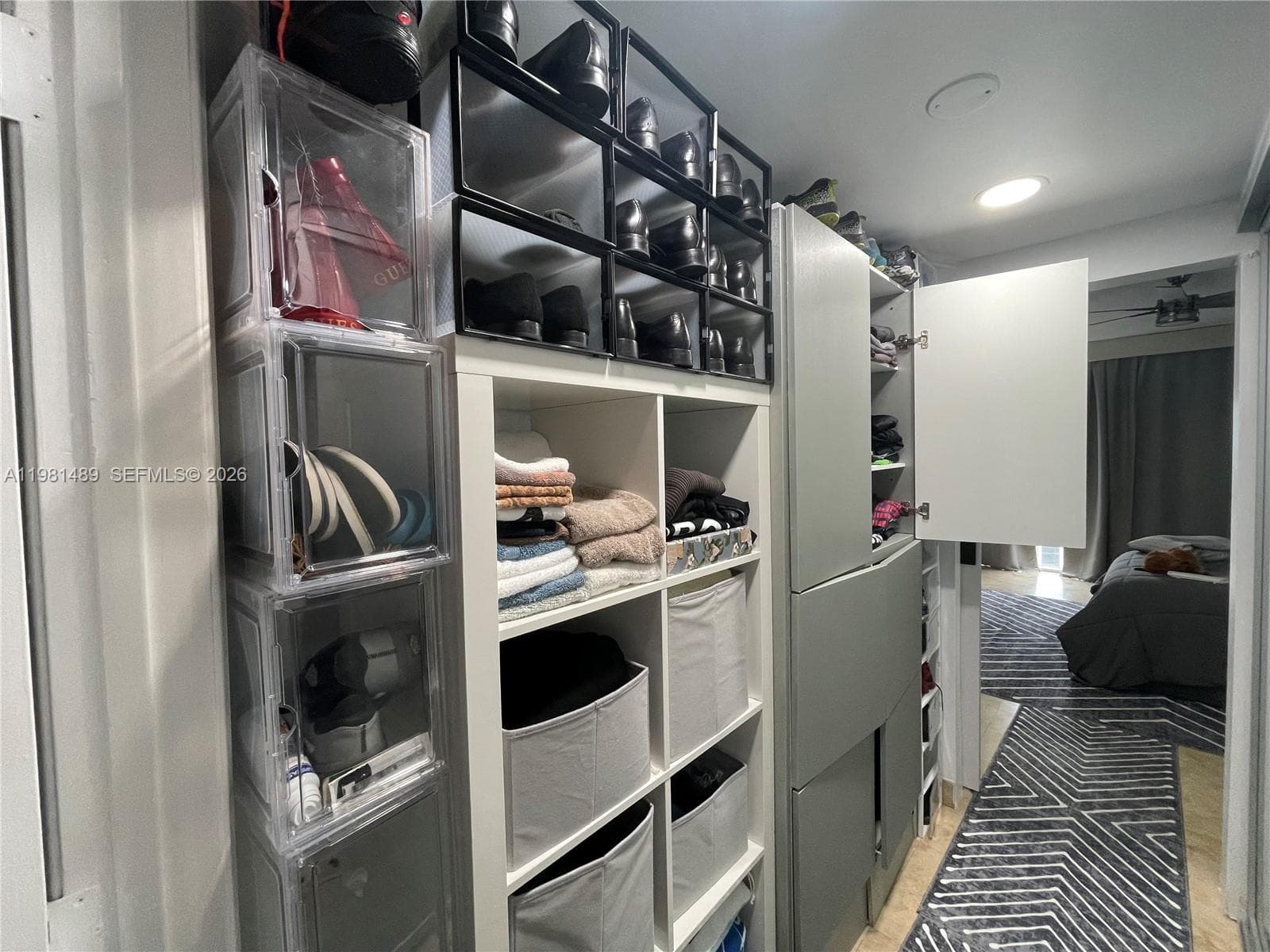1750 N Bayshore Dr # 2814, Miami FL 33132 — 24
