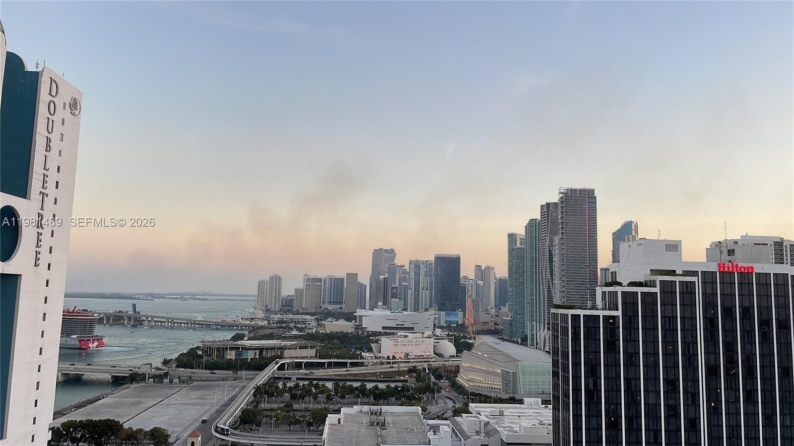 1750 N Bayshore Dr # 2814, Miami FL 33132 — 44