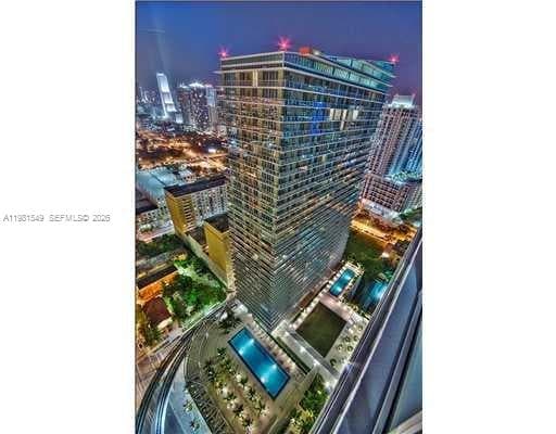 1111 SW 1st Ave, Miami FL 33130 — 25