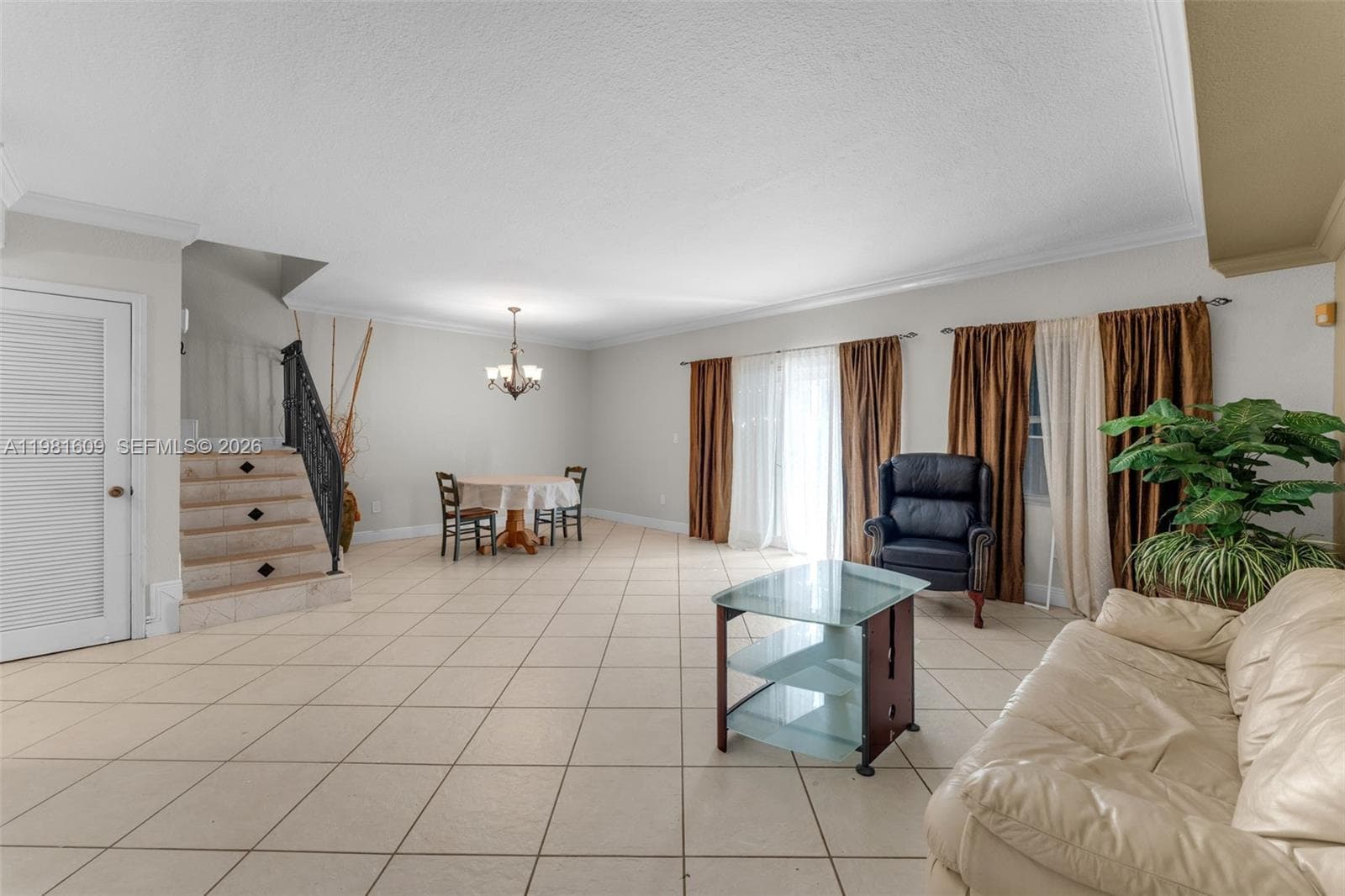 9110 SW 203rd Ter, Cutler Bay FL 33189 — 4