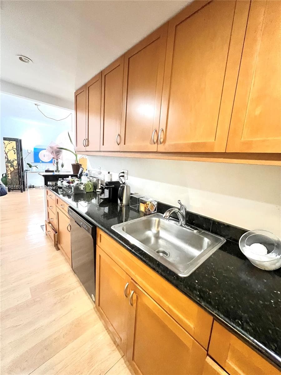 10350 W Bay Harbor Dr # 7N, Bay Harbor Islands FL 33154 — 37