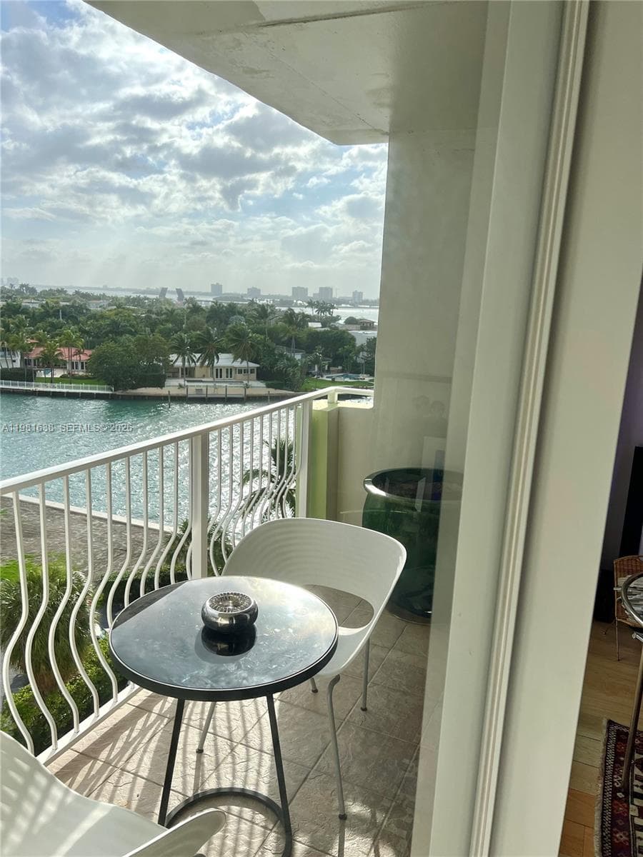 10350 W Bay Harbor Dr # 7N, Bay Harbor Islands FL 33154 — 4