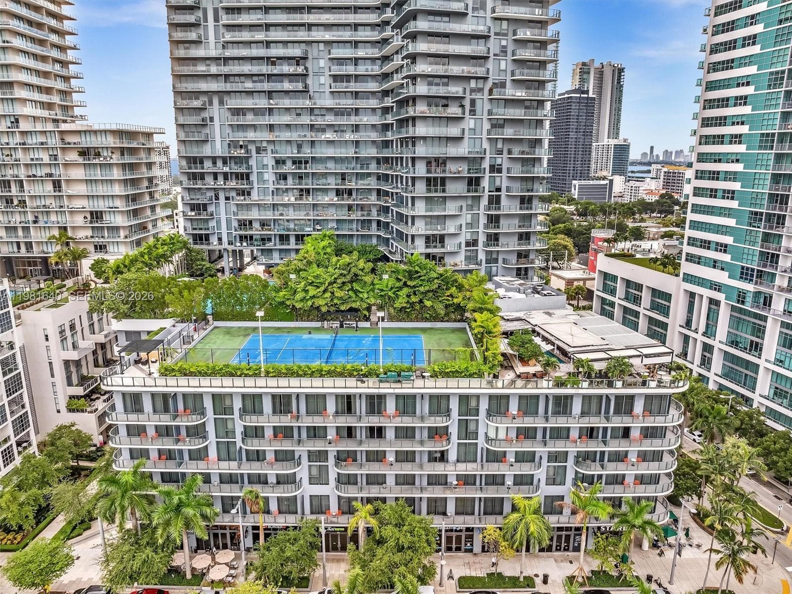 121 NE 34th St # 2102, Miami FL 33137 — 95