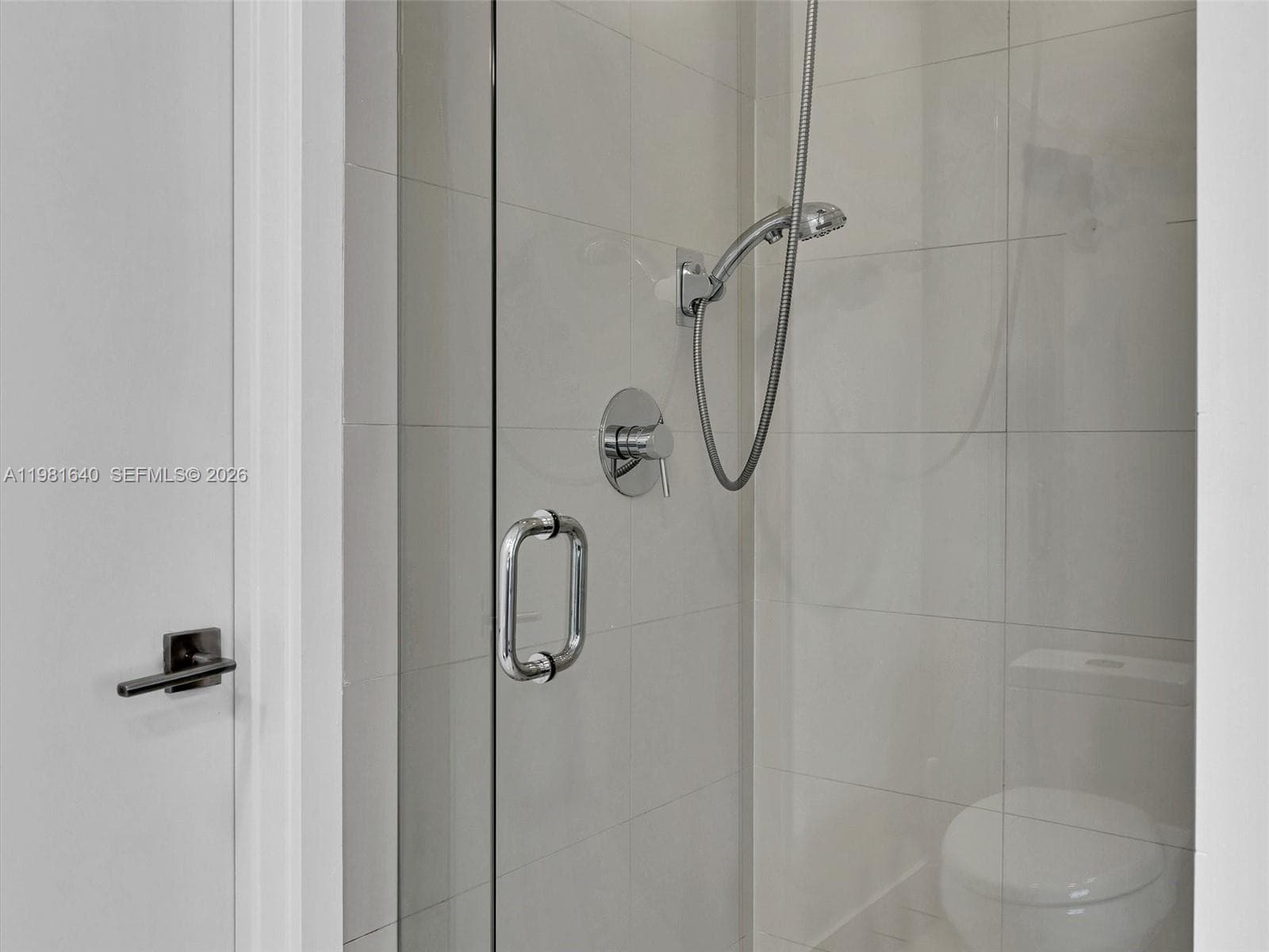 121 NE 34th St # 2102, Miami FL 33137 — 52