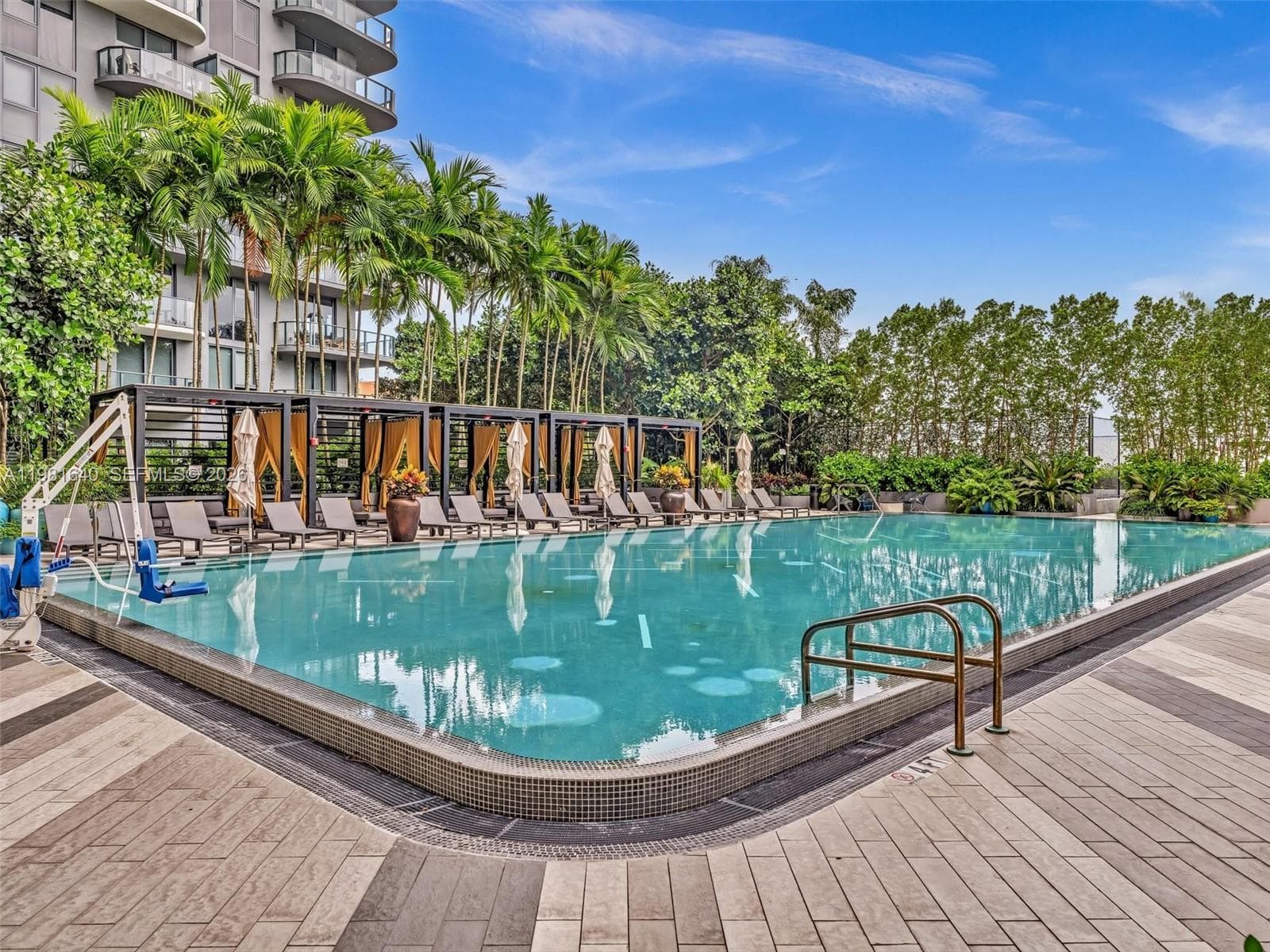 121 NE 34th St # 2102, Miami FL 33137 — 63