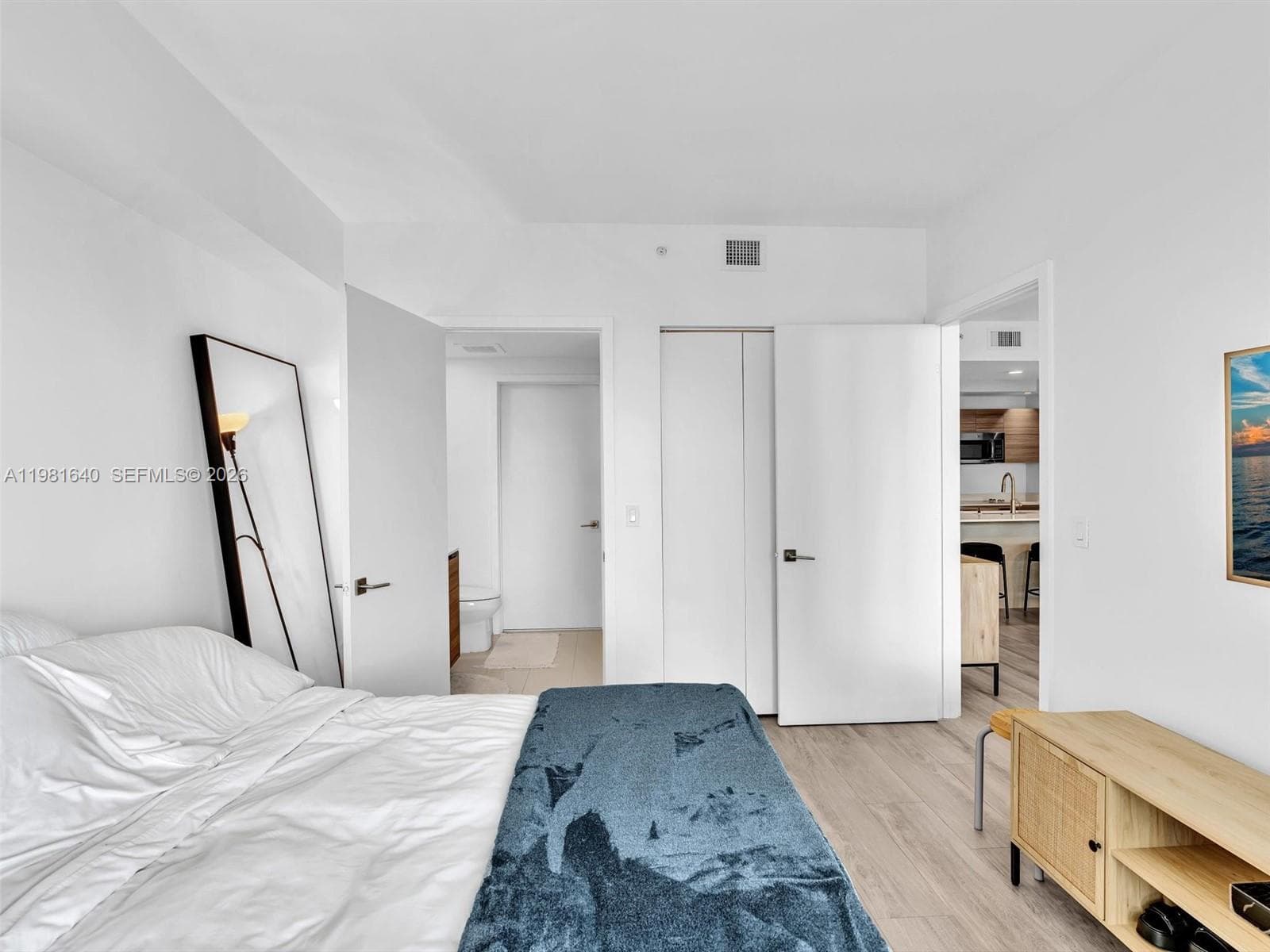 121 NE 34th St # 2102, Miami FL 33137 — 49