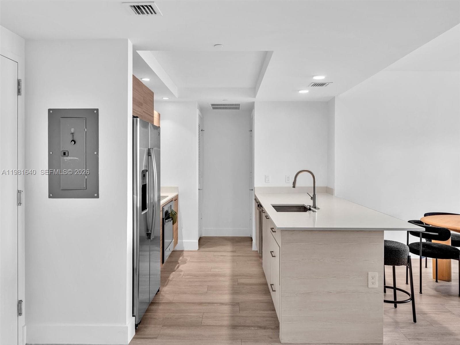 121 NE 34th St # 2102, Miami FL 33137 — 11