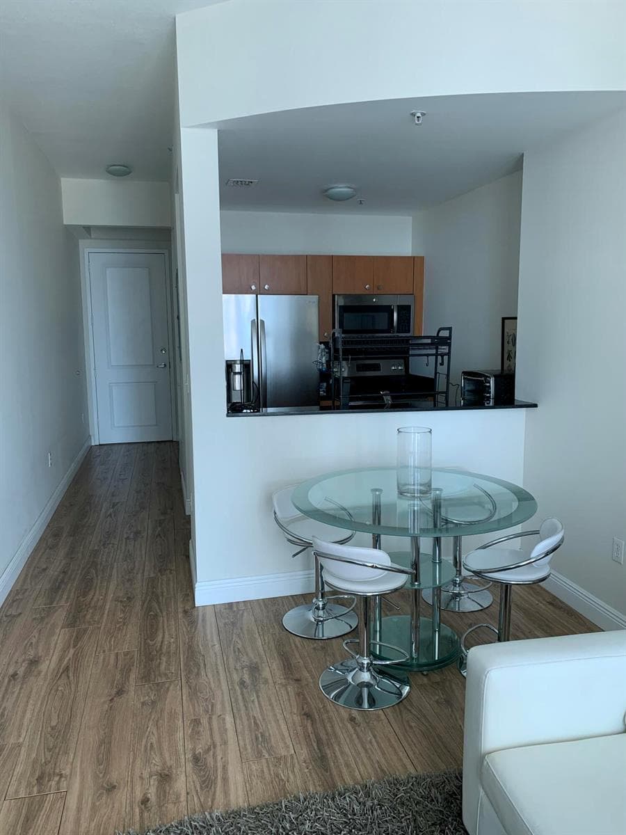 2200 NE 4th Avenue # 805, Miami FL 33137 — 3