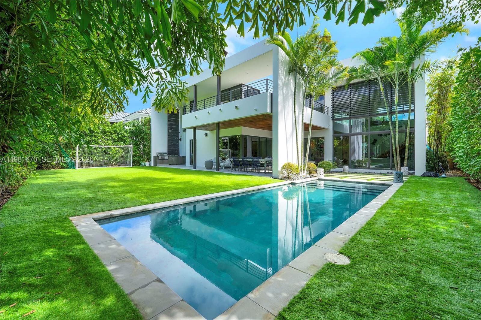 7900 SW 54th Ave, Miami FL 33143 — 53