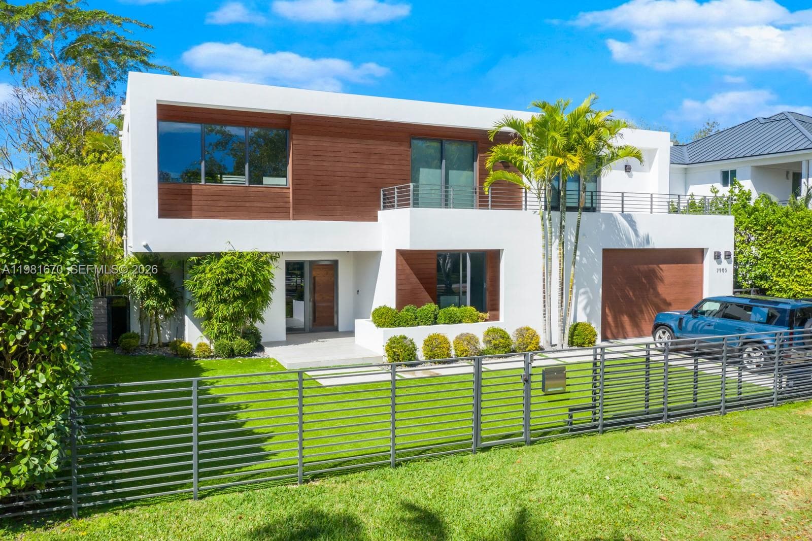 7900 SW 54th Ave, Miami FL 33143 — 1