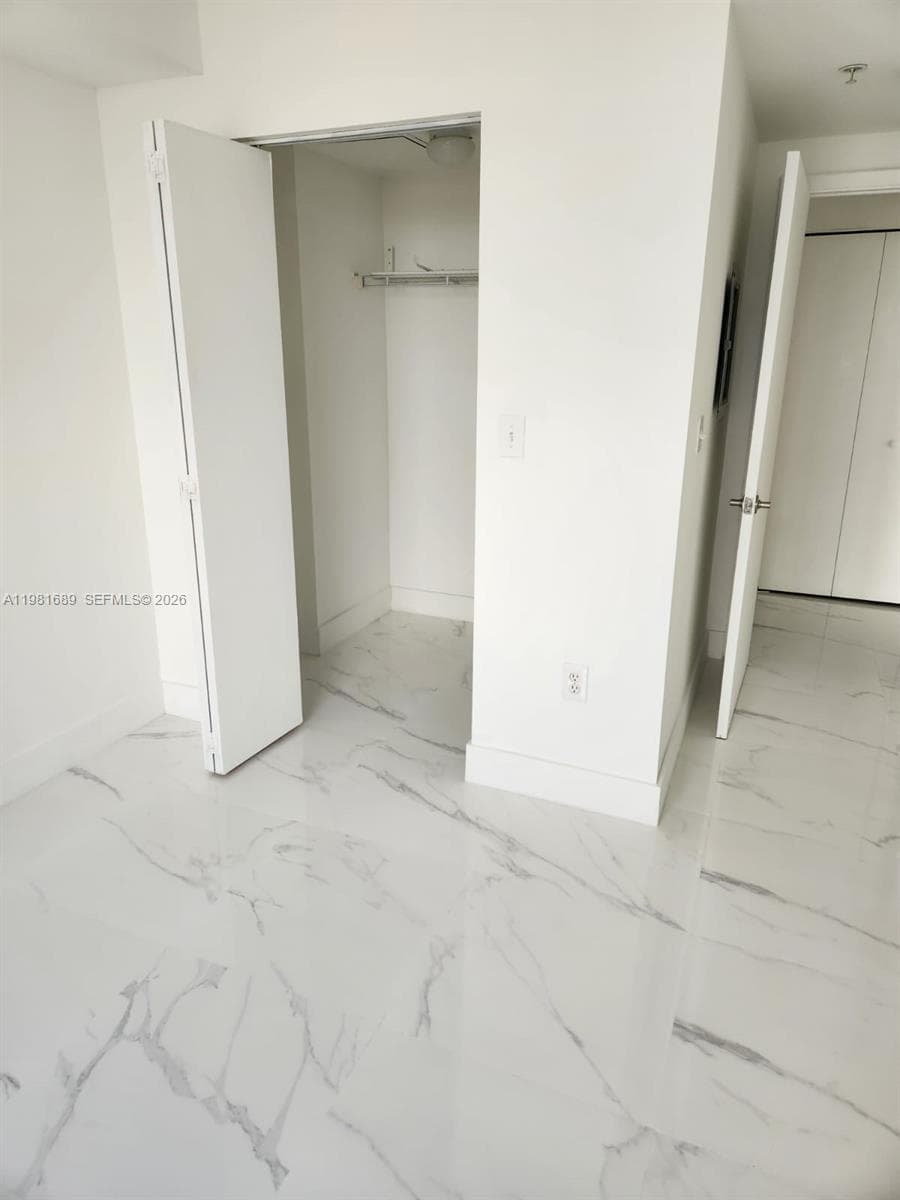 2775 NE 187th St # 607, Aventura FL 33180 — 12