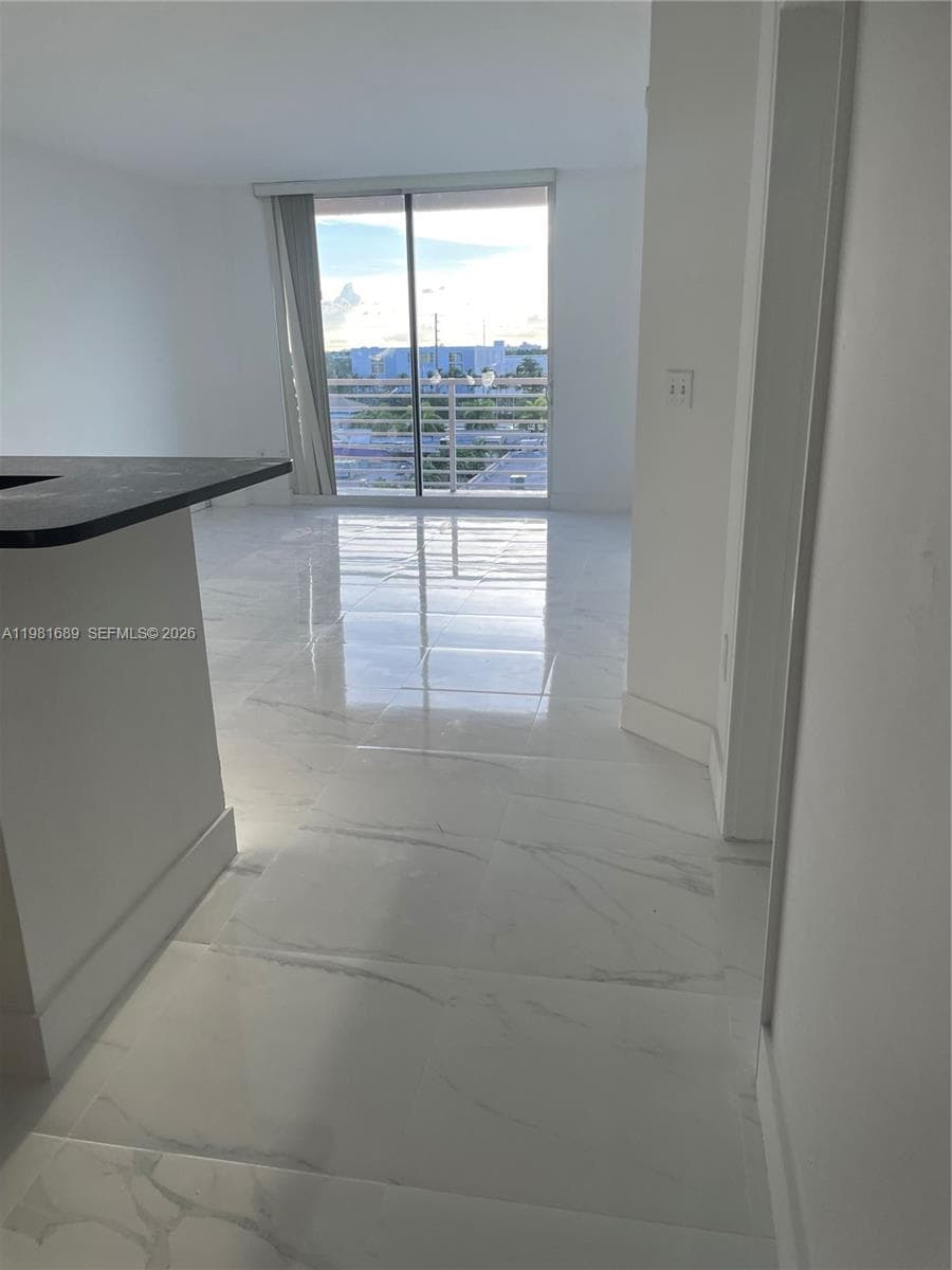 2775 NE 187th St # 607, Aventura FL 33180 — 7