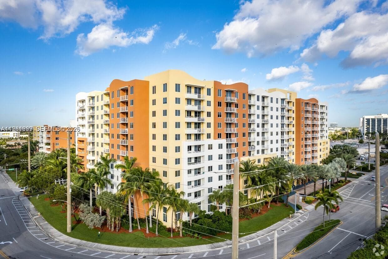 18800 NE 29th Ave # 512, Aventura FL 33180 — 35