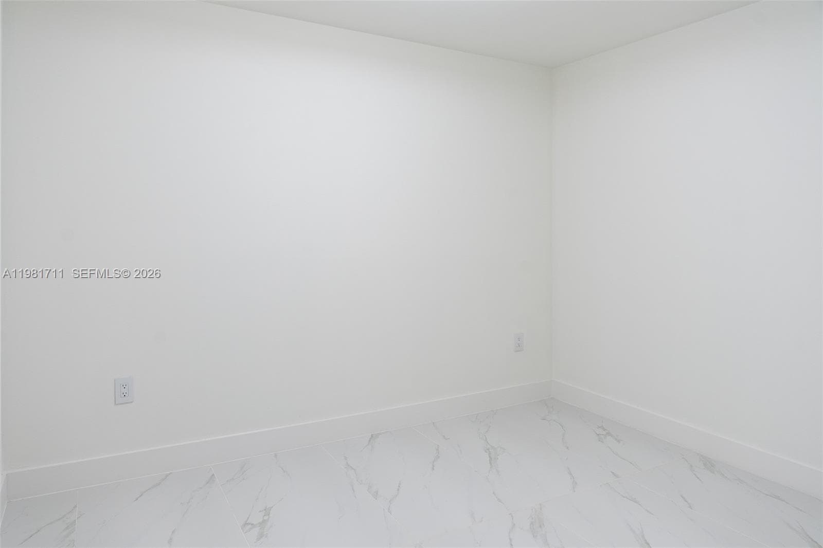 700 NE 24th st # 3603, Miami FL 33137 — 36
