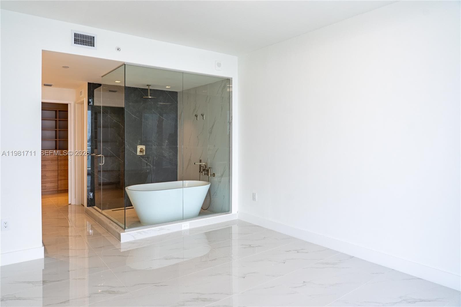 700 NE 24th st # 3603, Miami FL 33137 — 30