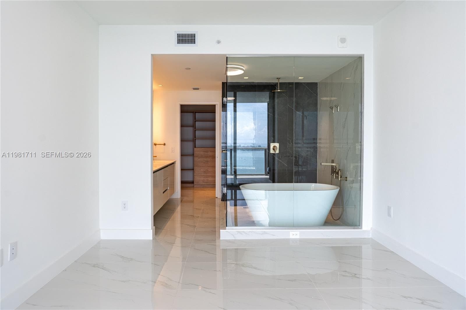700 NE 24th st # 3603, Miami FL 33137 — 29