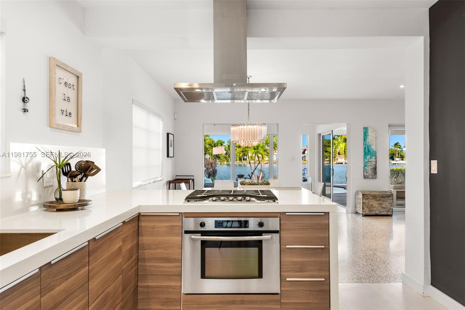 365 N Shore Dr, Miami Beach FL 33141 — 22