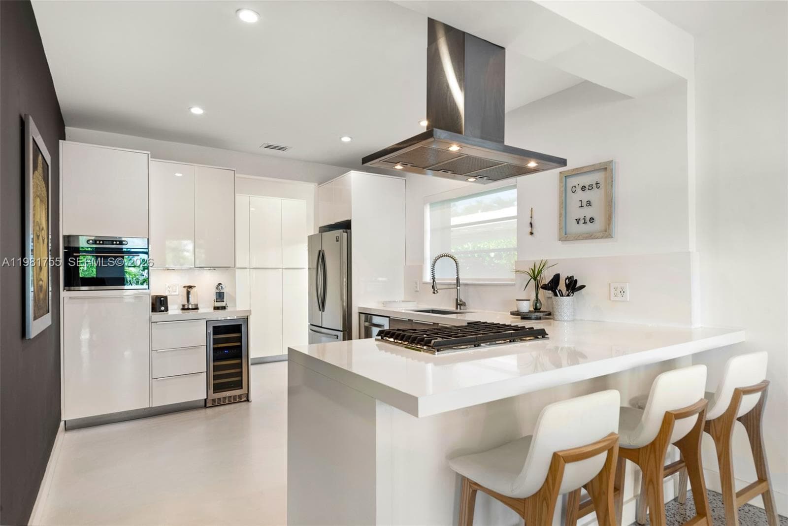 365 N Shore Dr, Miami Beach FL 33141 — 19
