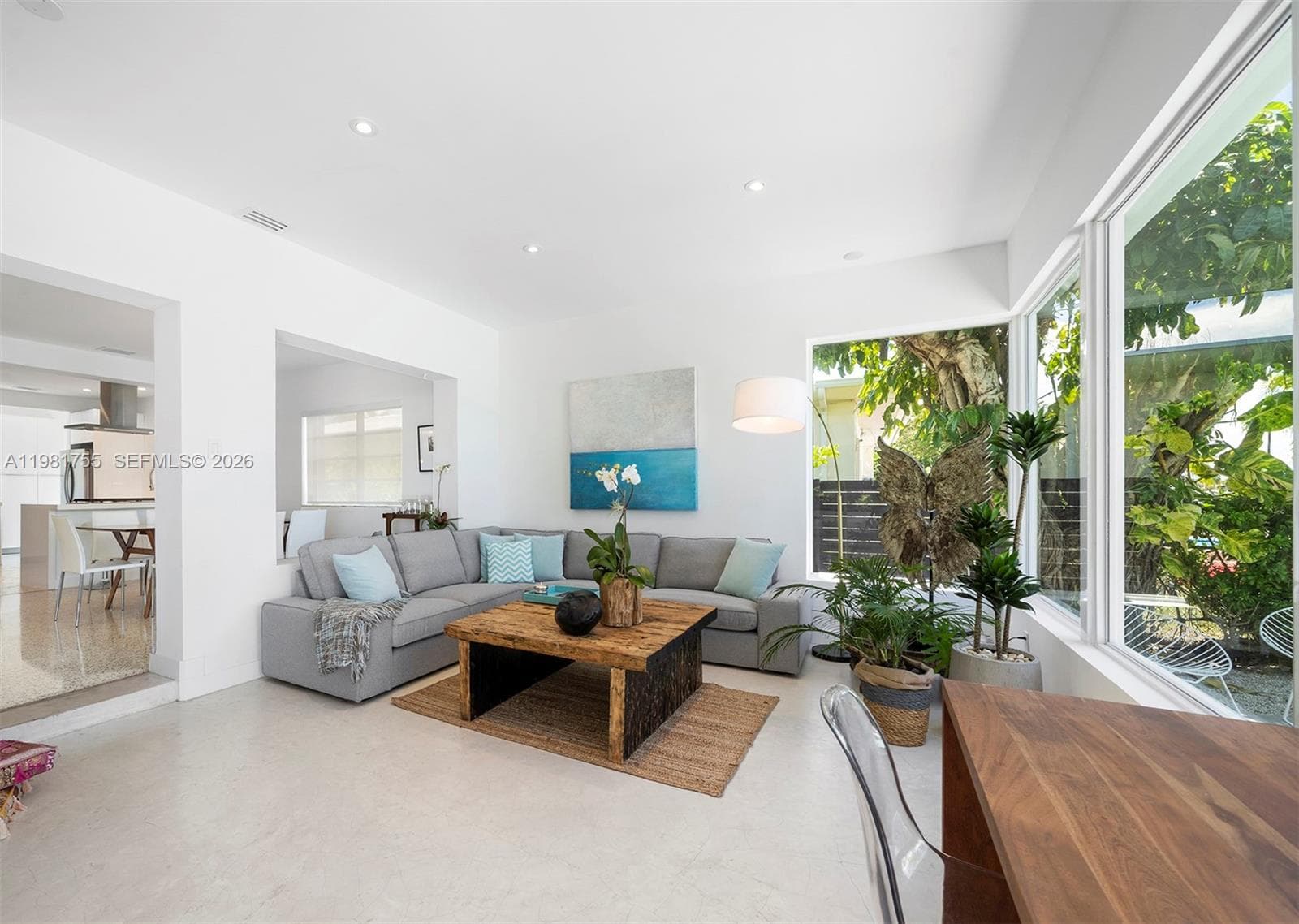 365 N Shore Dr, Miami Beach FL 33141 — 8