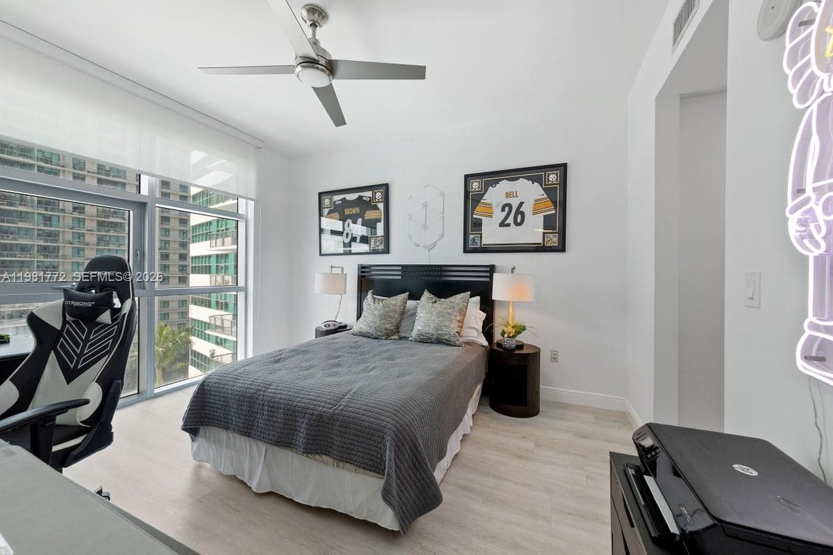 3301 NE 1st Ave # H1110, Miami FL 33137 — 17