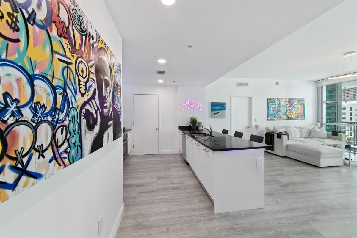 3301 NE 1st Ave # H1110, Miami FL 33137 — 7
