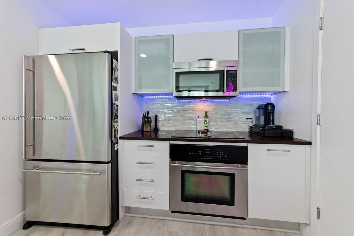 3301 NE 1st Ave # H1110, Miami FL 33137 — 11