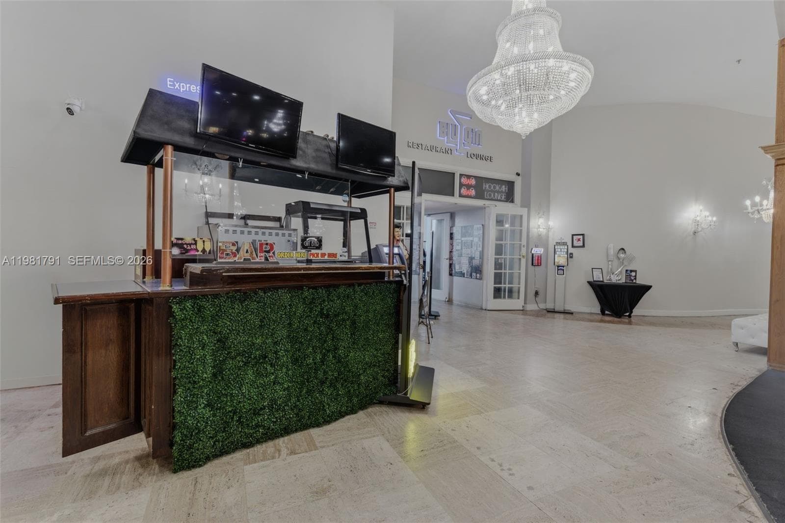 5445 Collins Ave, Miami Beach FL 33140 — 7