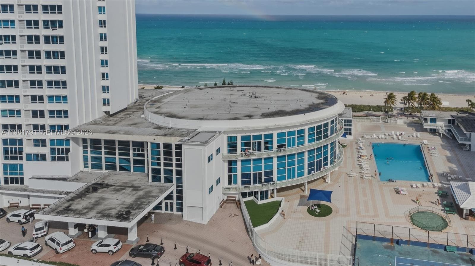 5445 Collins Ave, Miami Beach FL 33140 — 30