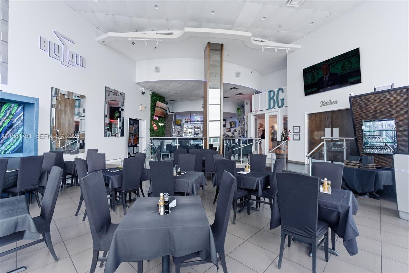 5445 Collins Ave, Miami Beach FL 33140 — 15