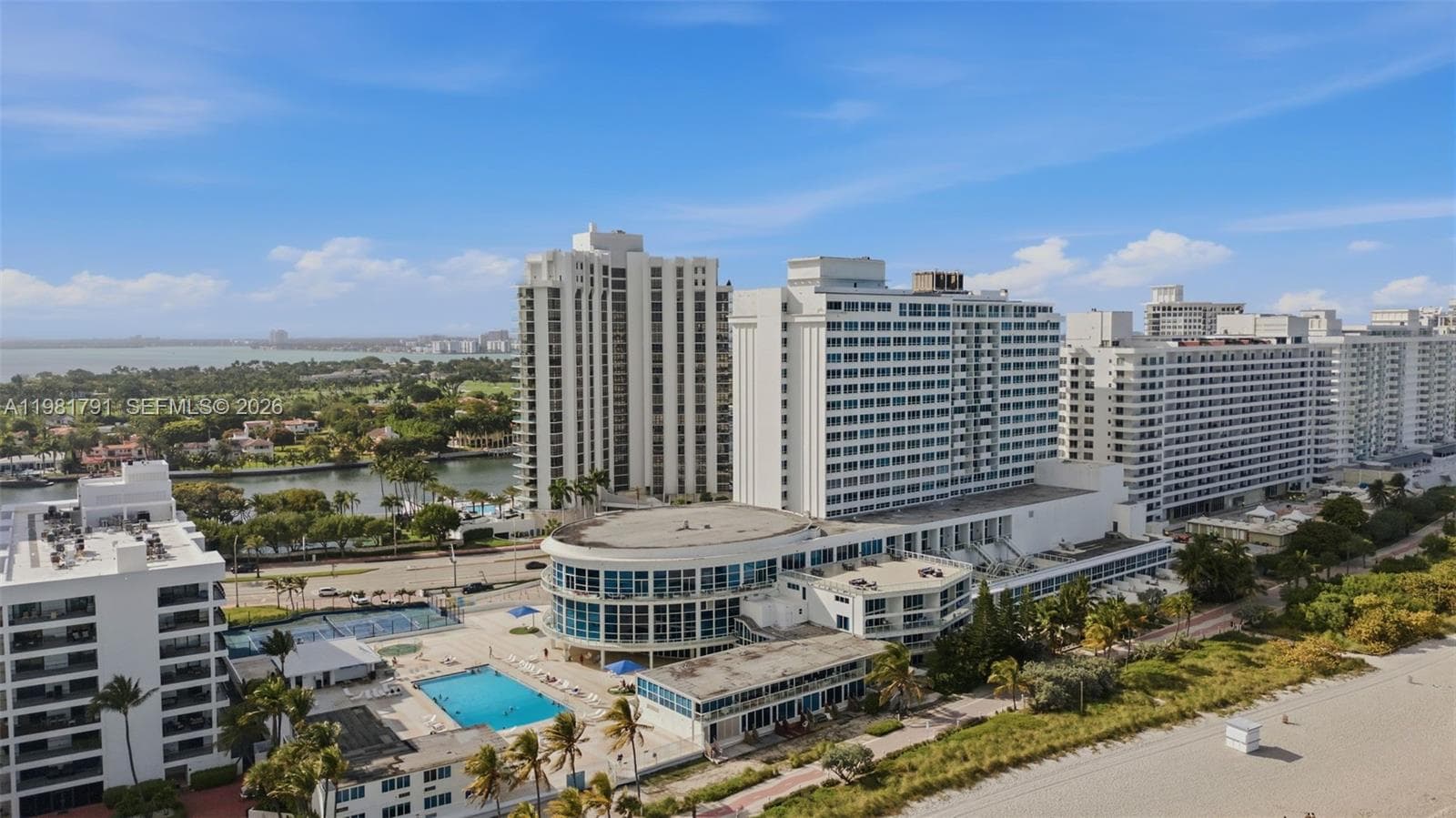 5445 Collins Ave, Miami Beach FL 33140 — 31