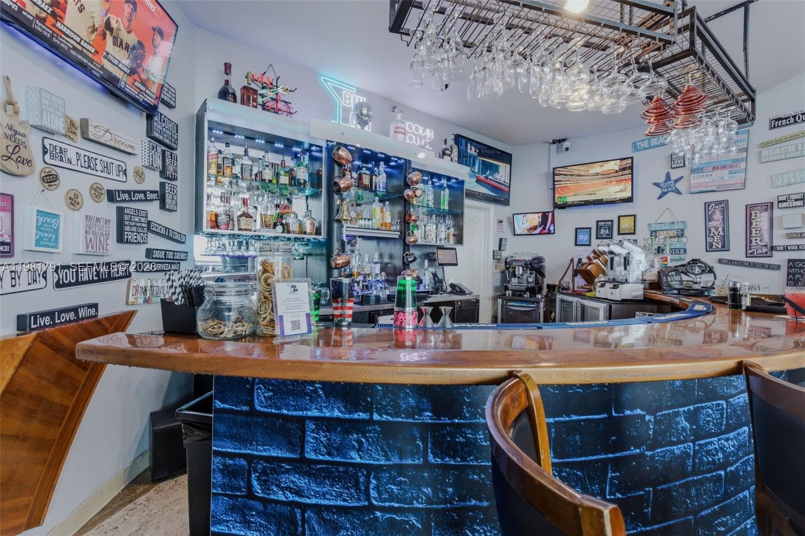5445 Collins Ave, Miami Beach FL 33140 — 25
