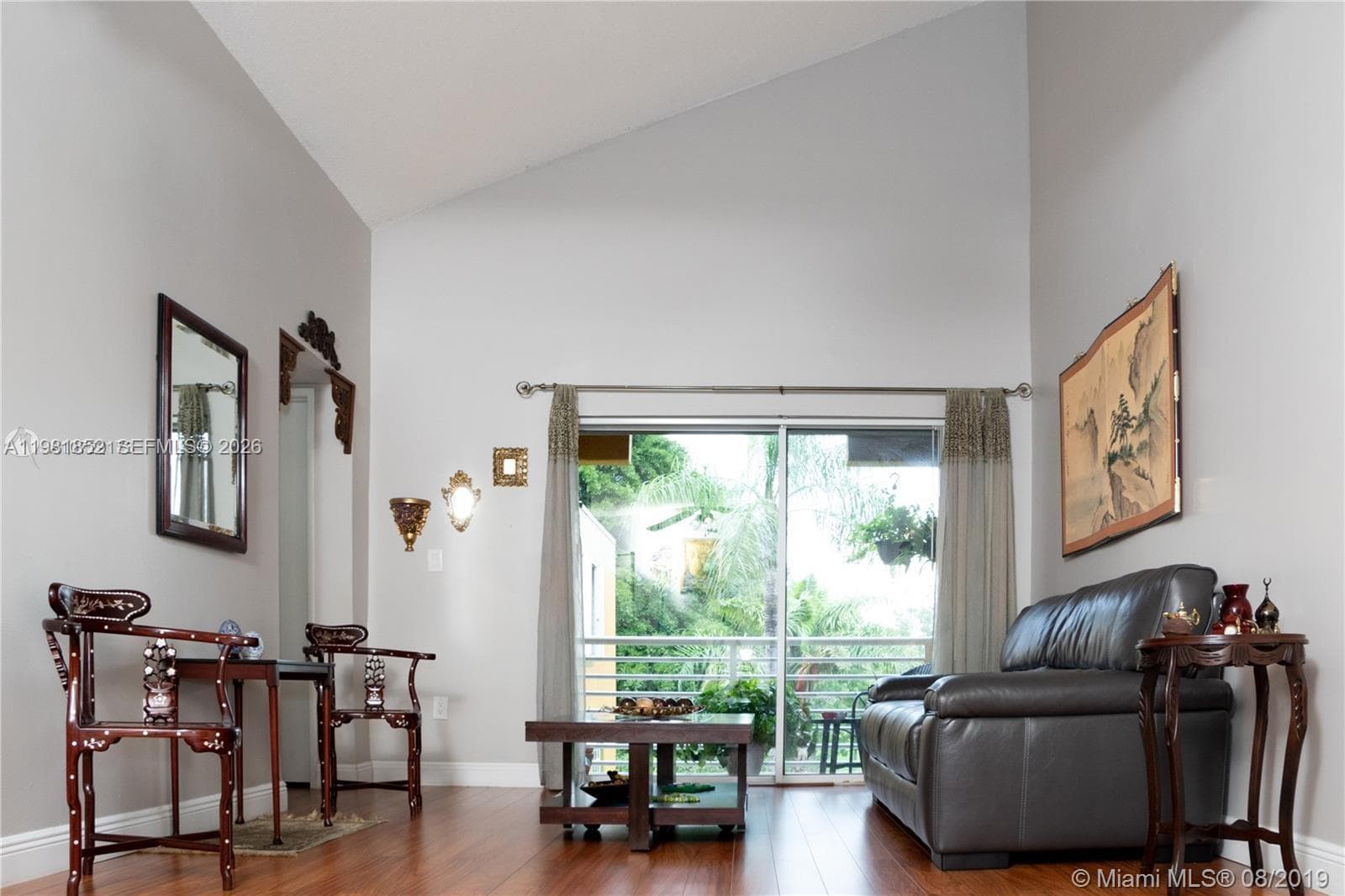 9741 Fontainebleau Blvd # H208, Miami FL 33172 — 1