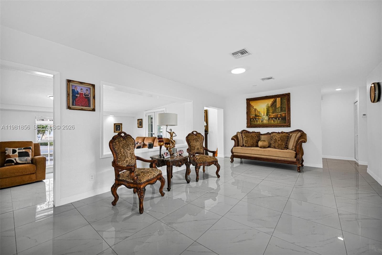 756 W 53rd St, Hialeah FL 33012 — 12