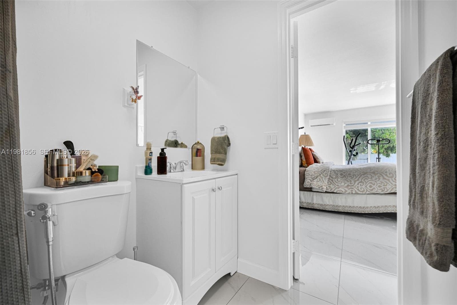 756 W 53rd St, Hialeah FL 33012 — 28