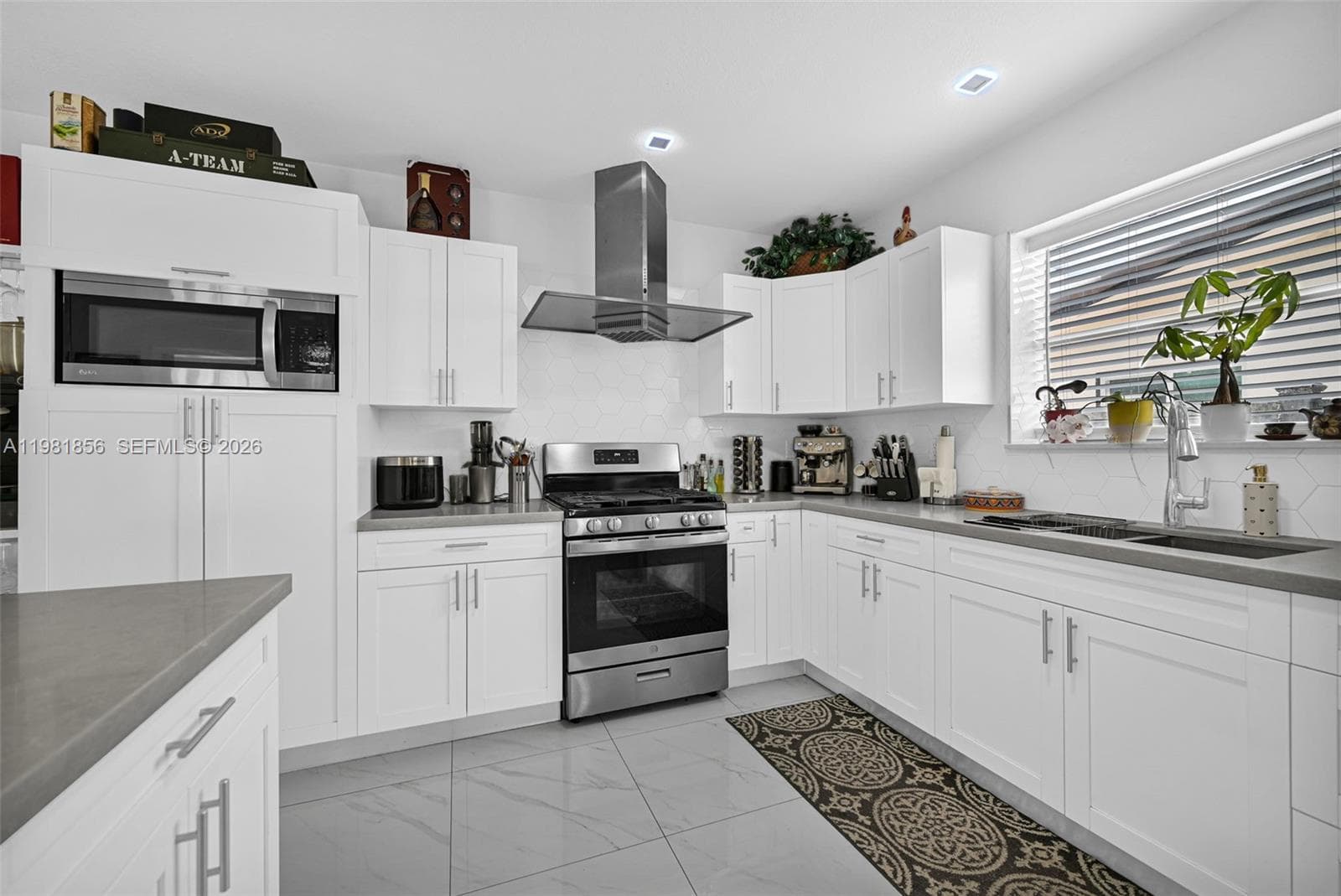 756 W 53rd St, Hialeah FL 33012 — 18