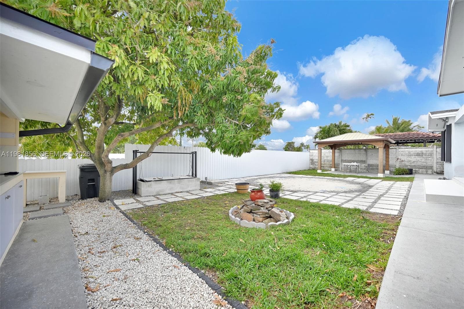 756 W 53rd St, Hialeah FL 33012 — 54